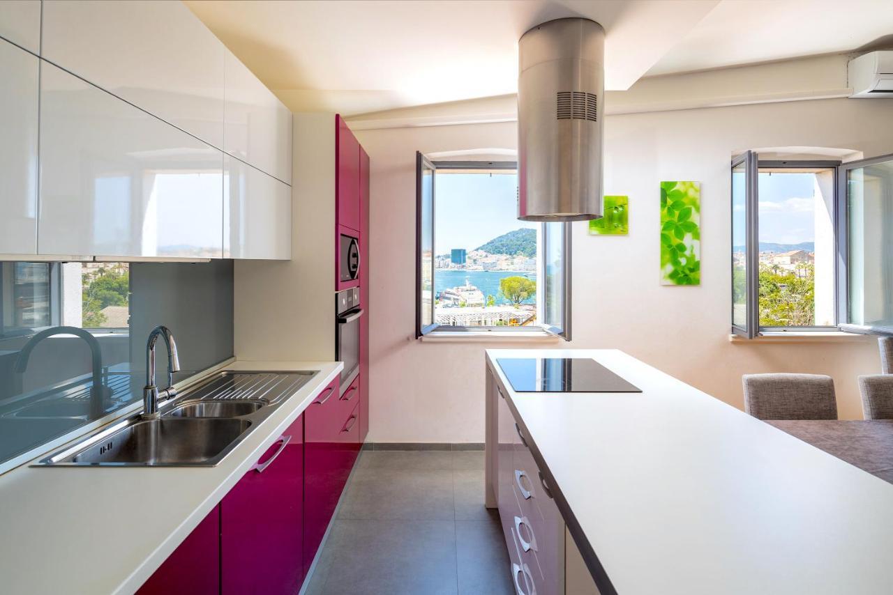 Luxury Apartment Olavia Rooftop Terrace & Seaview Split Buitenkant foto