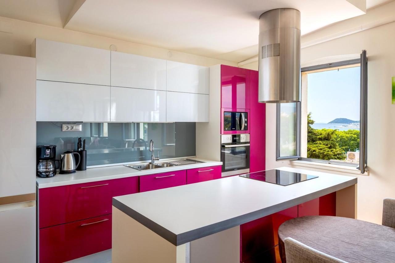 Luxury Apartment Olavia Rooftop Terrace & Seaview Split Buitenkant foto