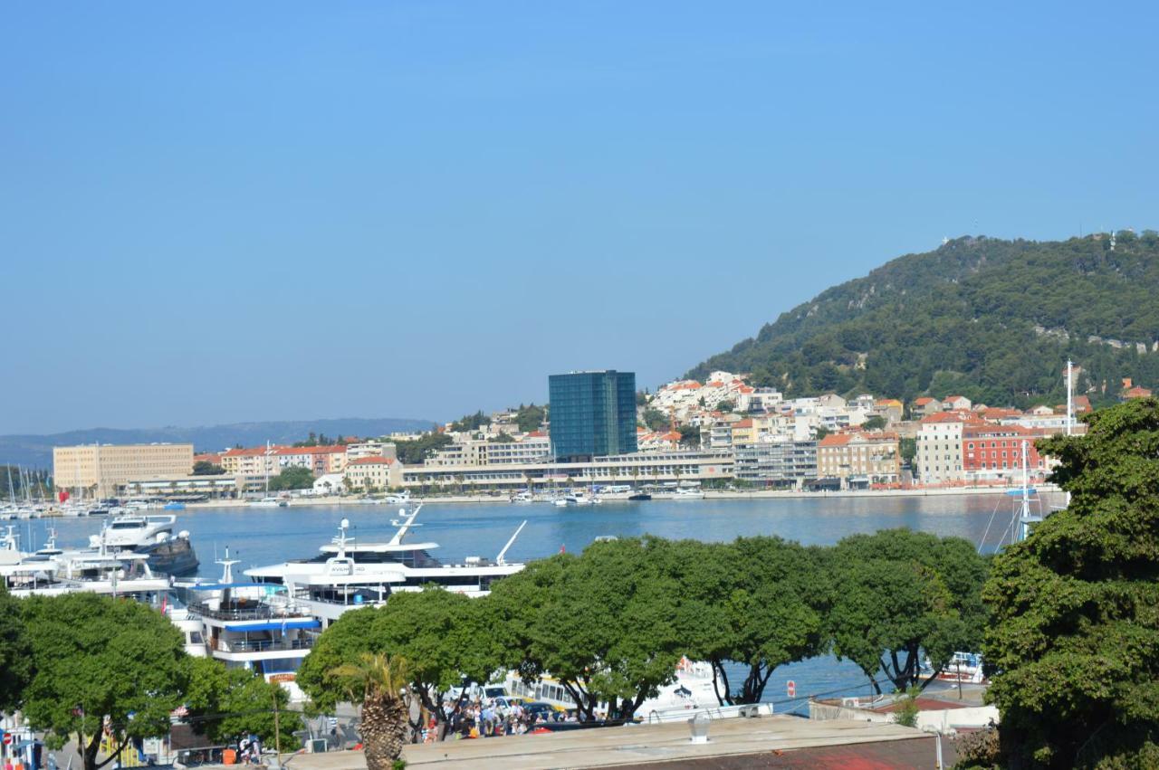Luxury Apartment Olavia Rooftop Terrace & Seaview Split Buitenkant foto